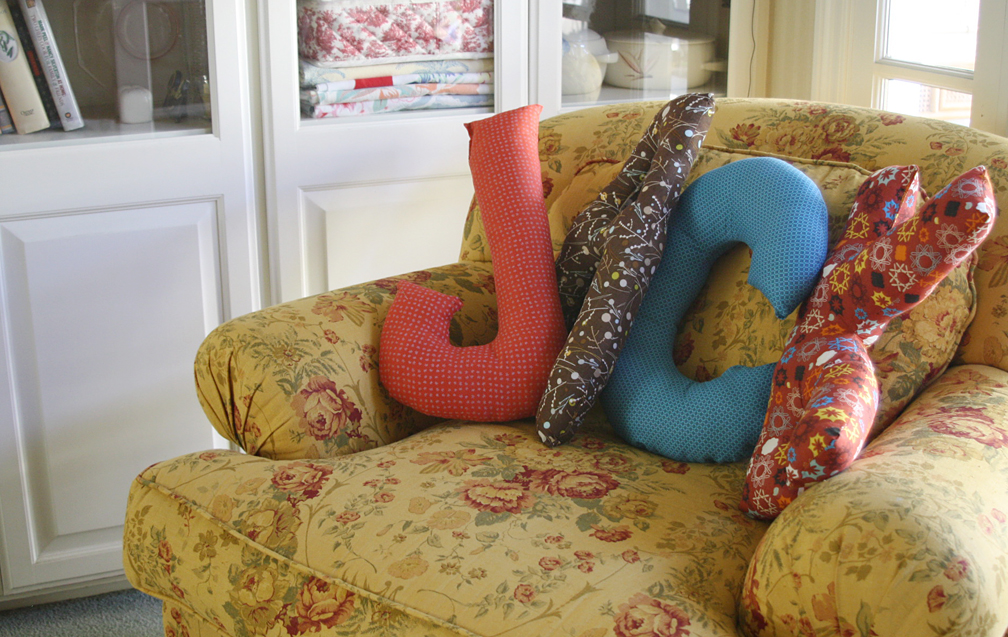 Please Note DIY Letter Pillows