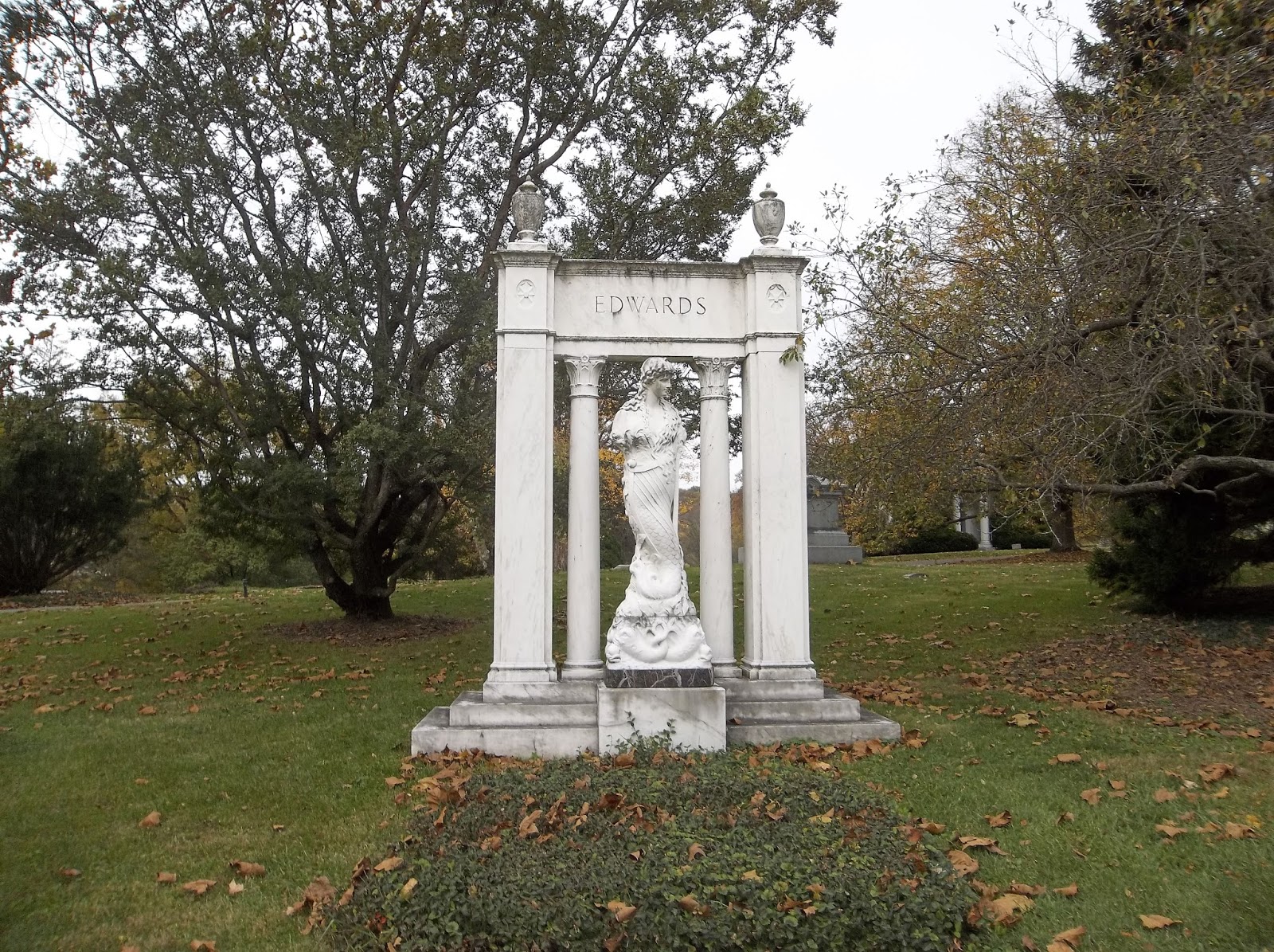 Travels Of A Hobgoblin Taphophile Edwards Mermaid Spring Grove