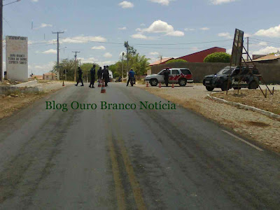 http://2.bp.blogspot.com/-UPAZn306SMY/UD3sAzBccmI/AAAAAAAACAA/zXURFHDPTMU/s1600/opera%C3%A7%C3%A3o+%281%29.jpg