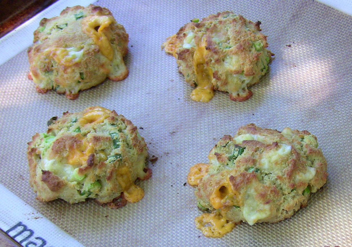 Quinoa Flour CheddarScallion Drop Scones (Gluten Free) power hungry