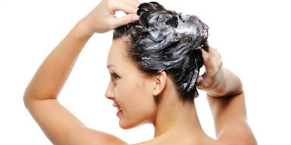 Beberapa Tips Untuk Merawat Rambut Kering Karena Cuaca Secara Alami Merawat rambut kering