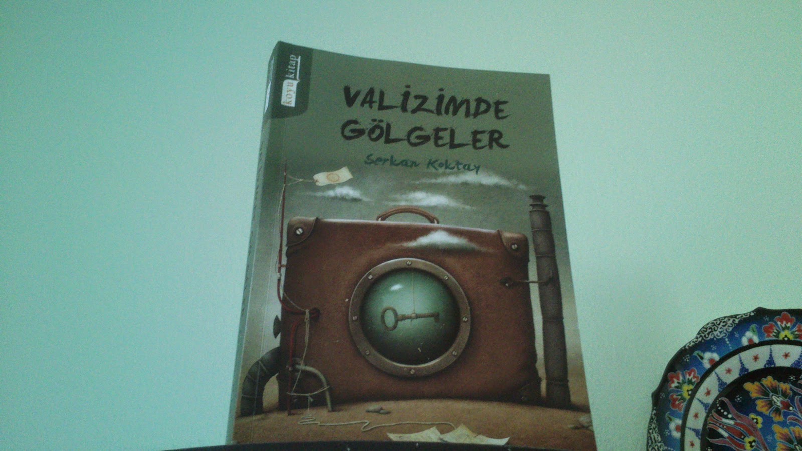 Valizimdeki Gölgeler kozmokitap
