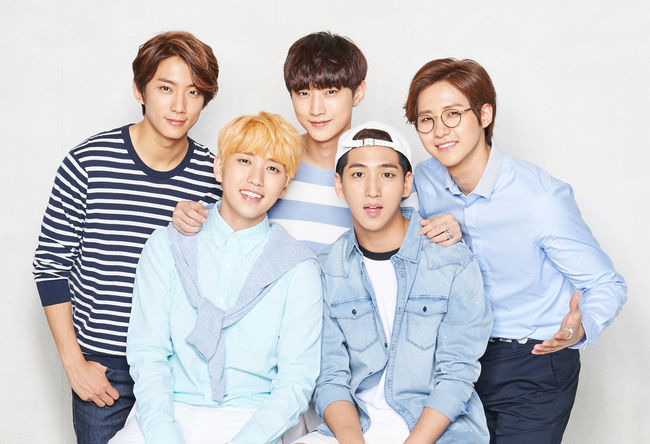 daily k pop news b1a4 girl singing christmas song