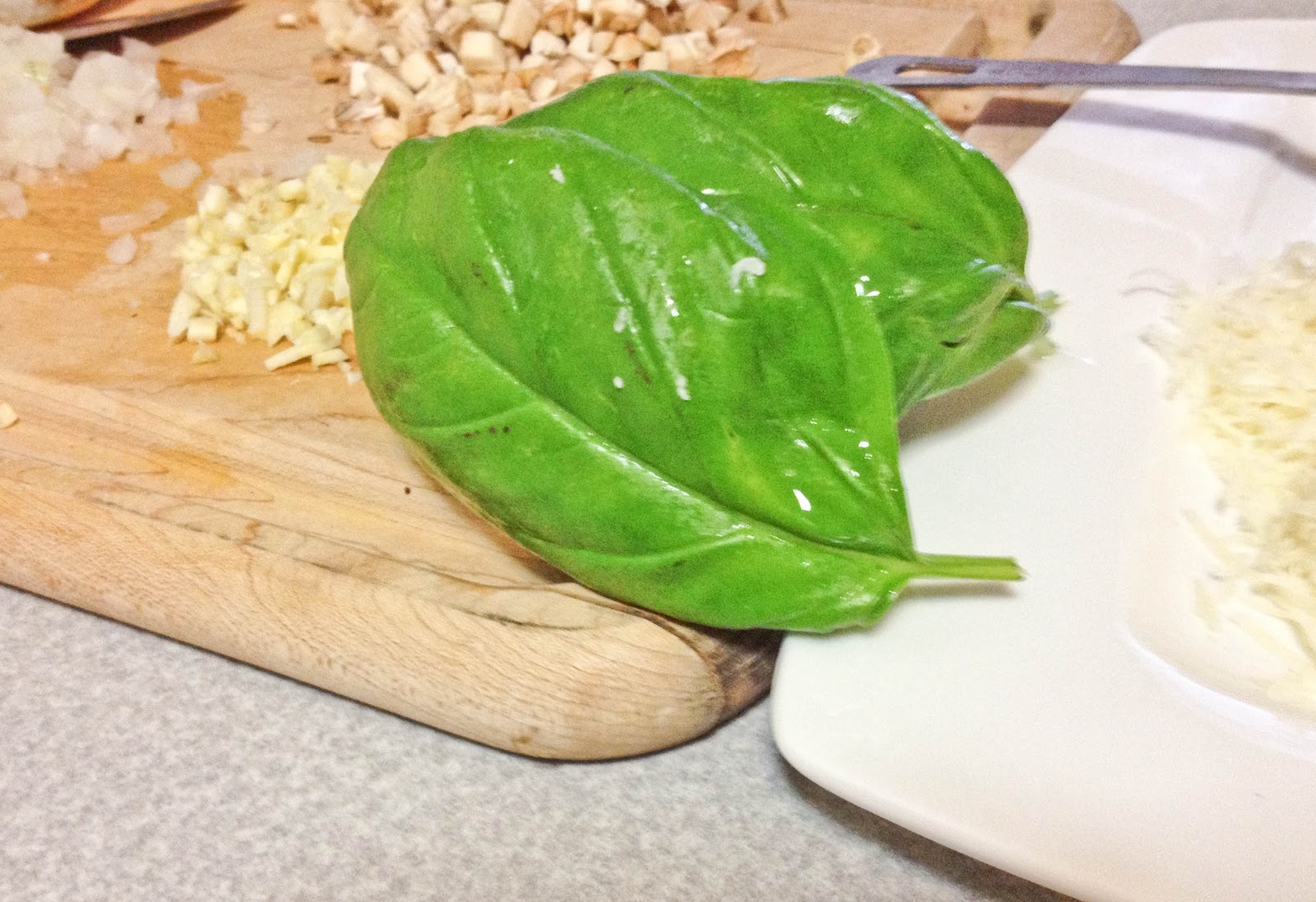 Zen Kitchn Stuffed Mushrooms