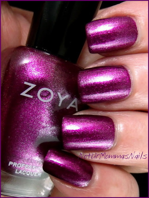 Zoya_Carly