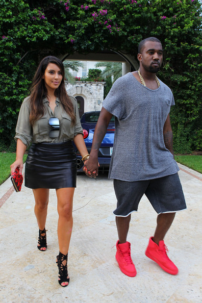 kim and kanye halloween costume ideas fun celeb inspired halloween costume ideas get whit it kim and kanye halloween costume ideas fun celeb inspired halloween costume ideas get whit it