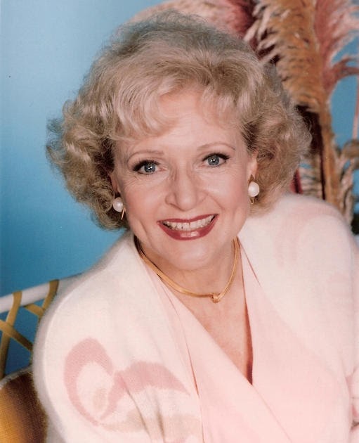 Dazzling Divas Betty White NUDE!