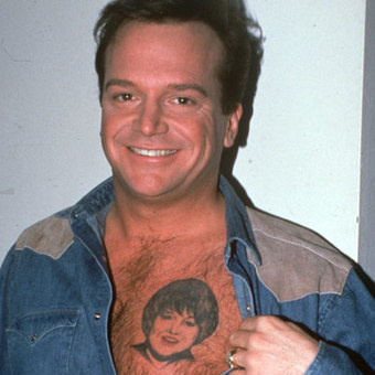 tom arnold beats up barney ptu pardon the unemployment worst tattoos ever tom arnold beats up barney ptu pardon the unemployment worst tattoos ever