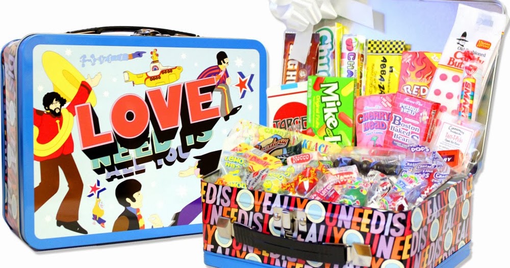 Candy Crate Day 25 Retro Candy GIVEAWAY!