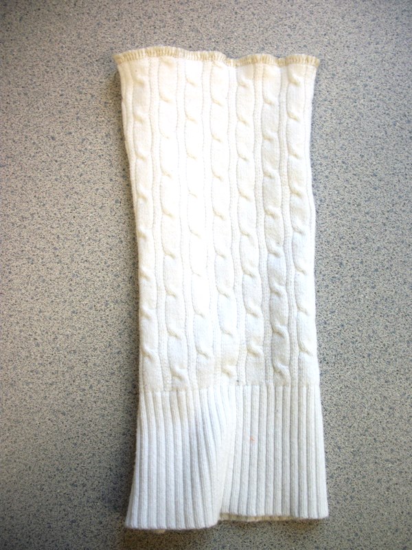 Katie.J.Gibson {Knee Warmer Tutorial}