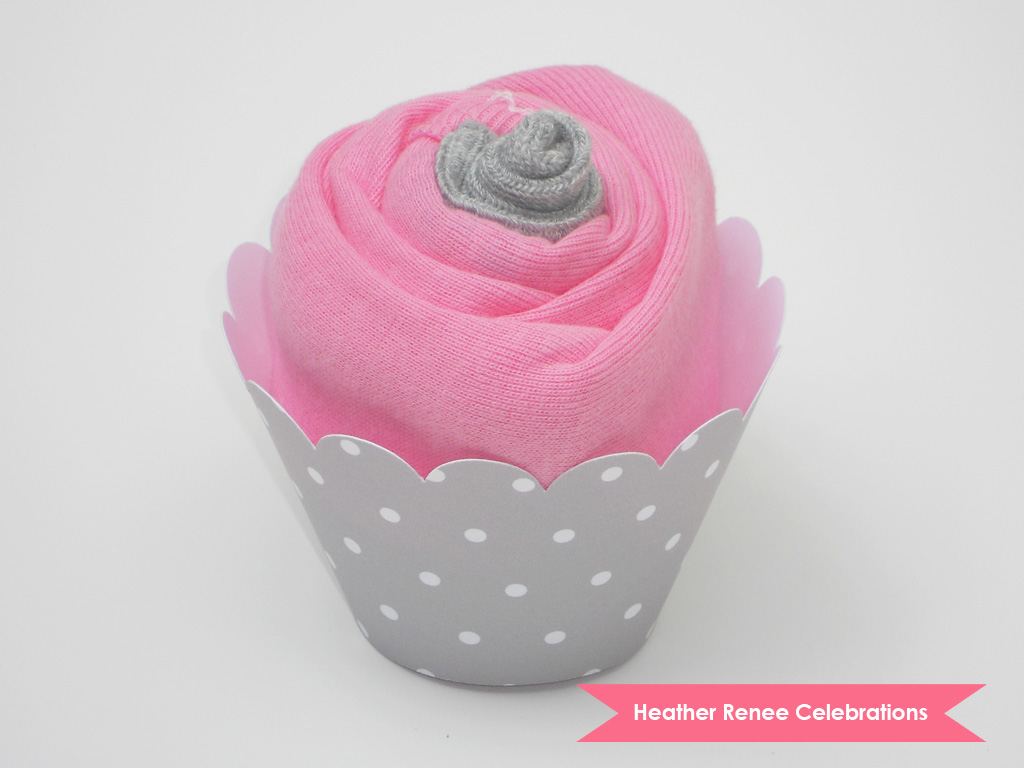 Heather Renee Celebrations Onesie Cupcakes {Tutorial}