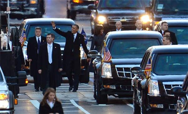 1/21/13: OBAMA SECOND INAUGURAL PARADE; SAIC Vic Erevia (far left)