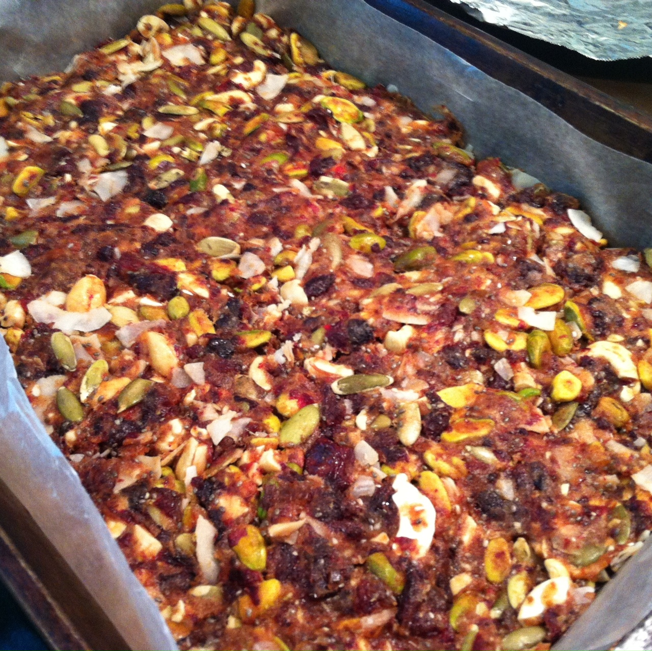 A Simply Raw Life RAW HOME MADE ENERGY BARS