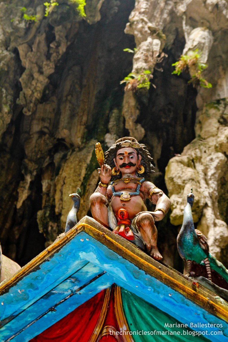 Climbing up Batu Caves! Day 2 in Malaysia The Chronicles of Mariane
