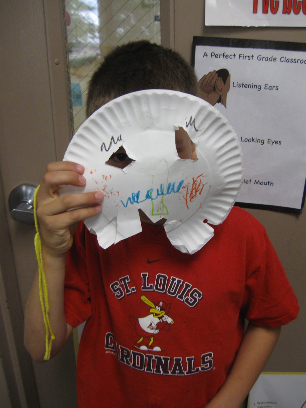 First Grade Friends Spanish masks