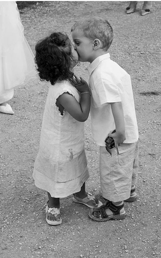 funlure Innocent Kiss of Babies