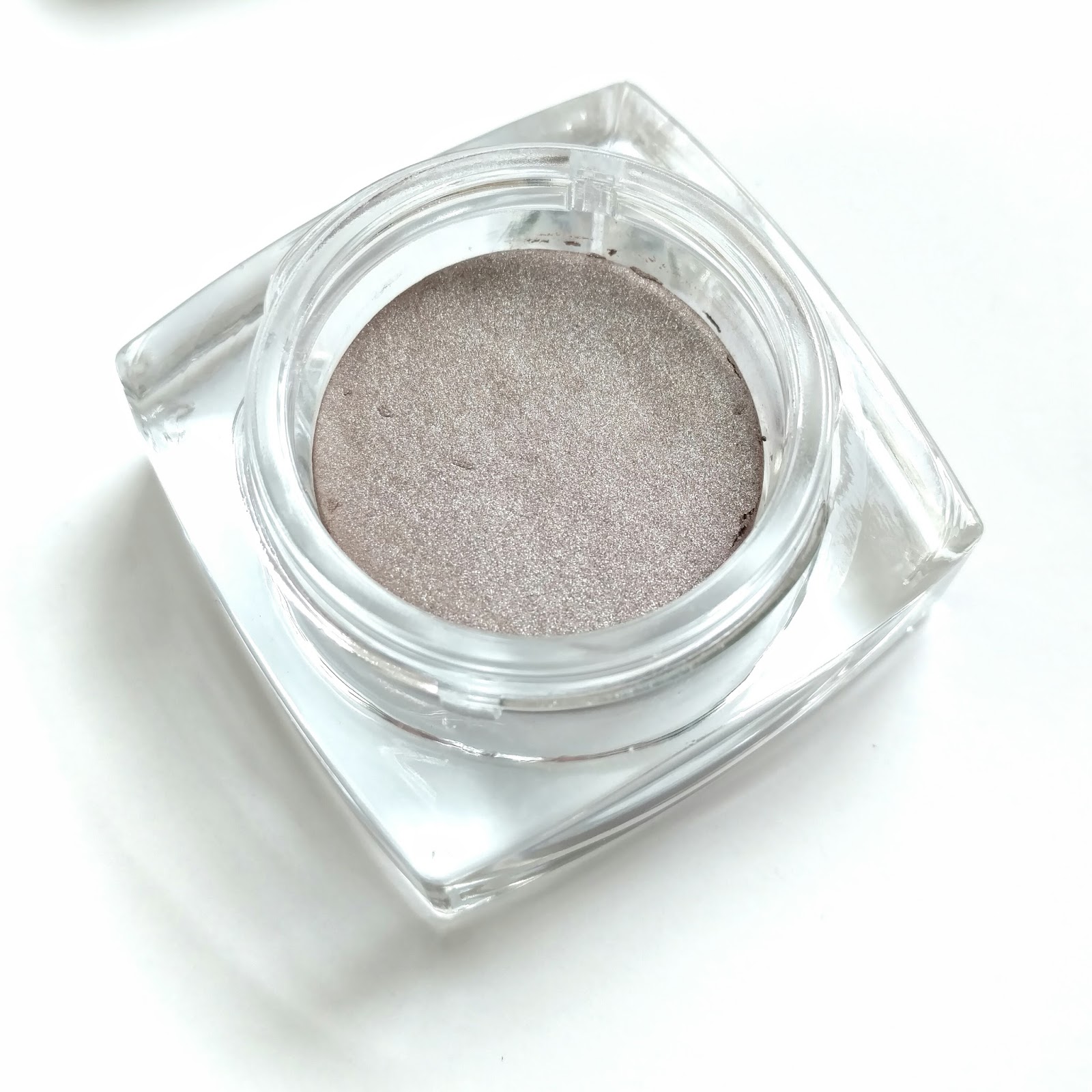 Flower Beauty Ultimate Eye Color sheer buff