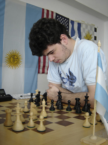 Mundial de Xadrez: Carlsen triunfa; Anand falha, Esportes