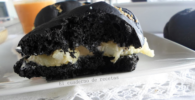 Bocadillo De Chocos Con Pan Negro
