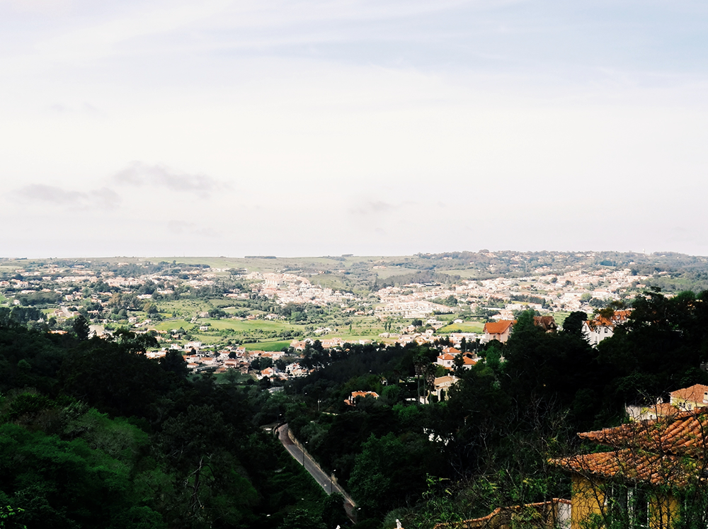 Sintra - portugal - www.hellolaroux.com Sintra - portugal - www.hellolaroux.com