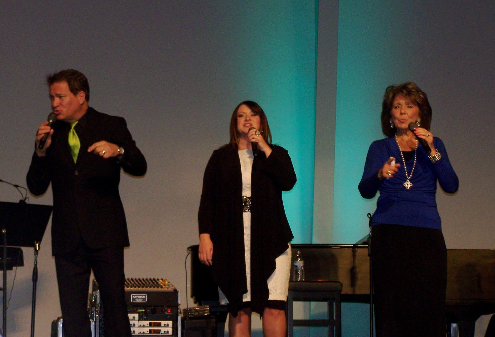 Lauren's Southern Gospel Blog Not Missing a Beat The Hoppers Concert