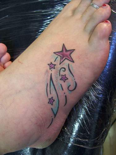 foot tattoos designs. Stars Tattoo design on Girls