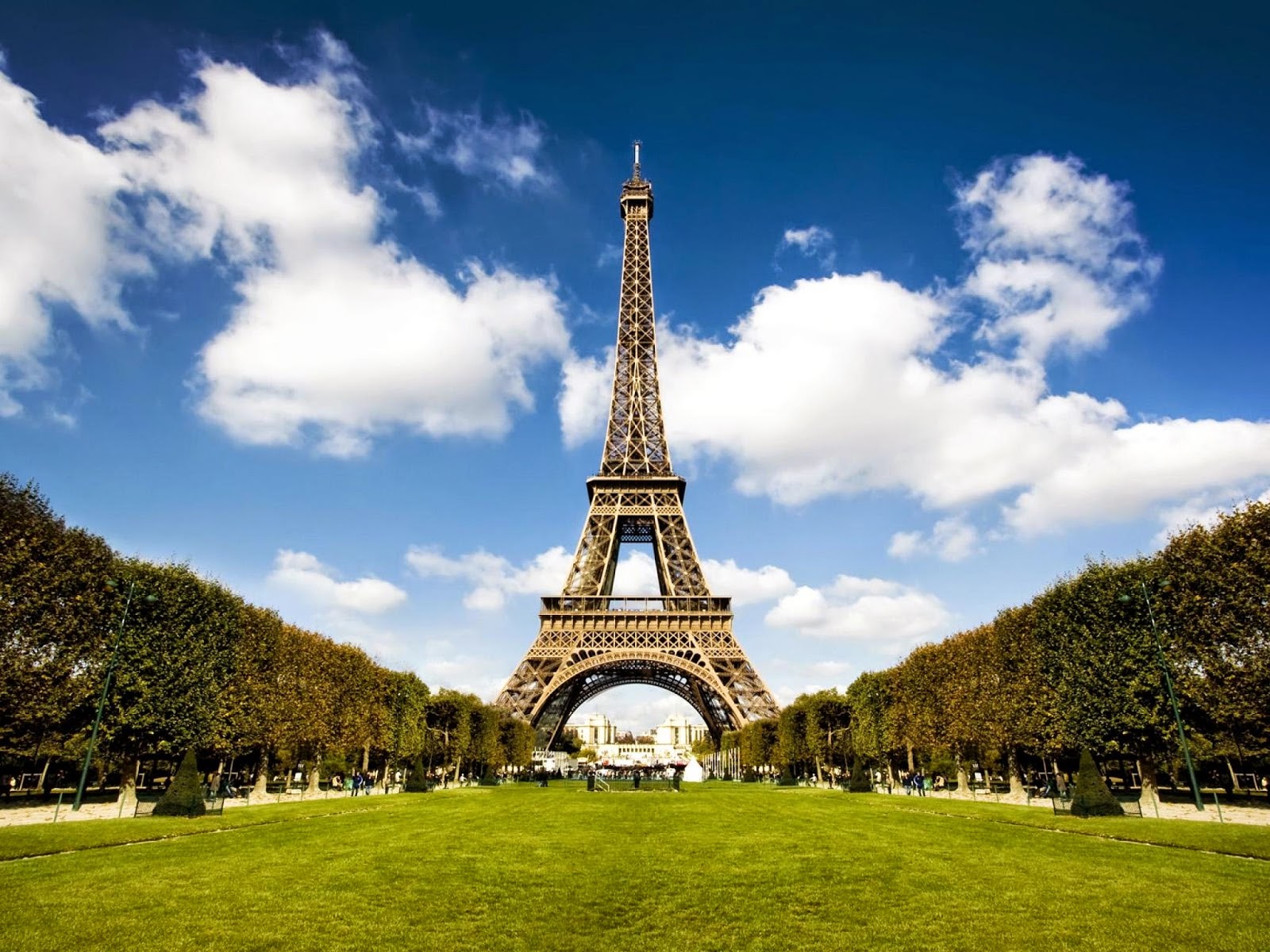 masterpieces of world architecture may 2014 eiffel towering