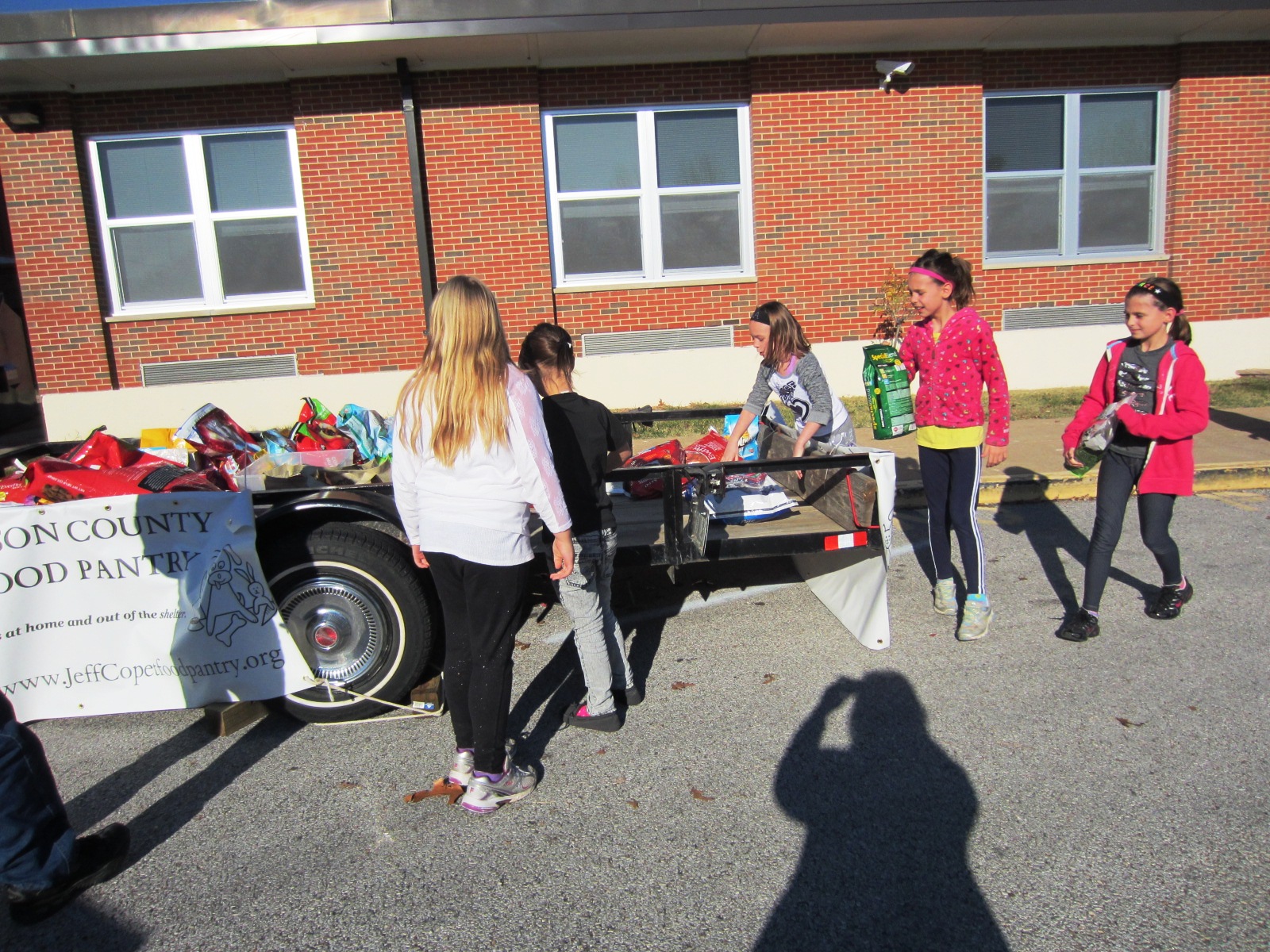 Jefferson County Pet Food Pantry A BIG Thanks to Hillsboro Elementary