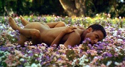 Lisa kudrow nude vagina Howard stern sex videos