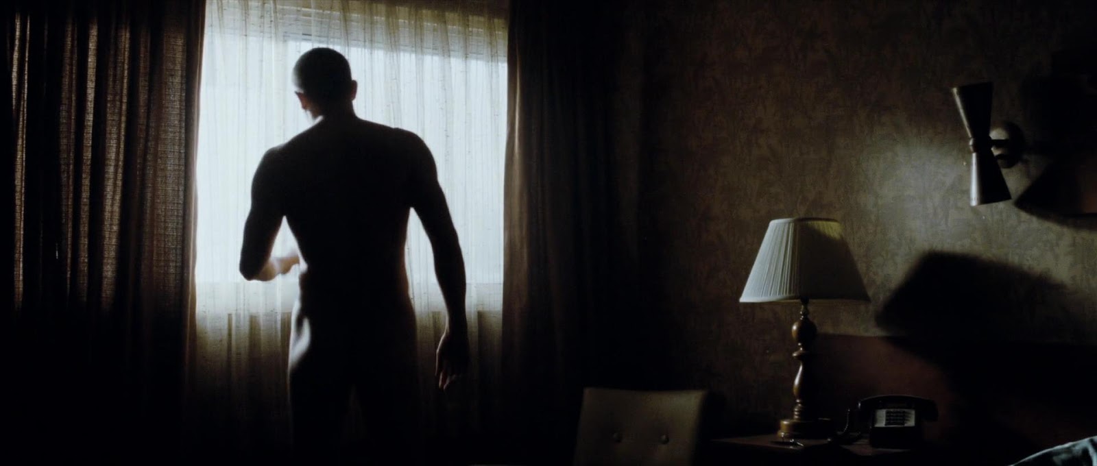 Charlie Hunnam in Deadfall (2012) .