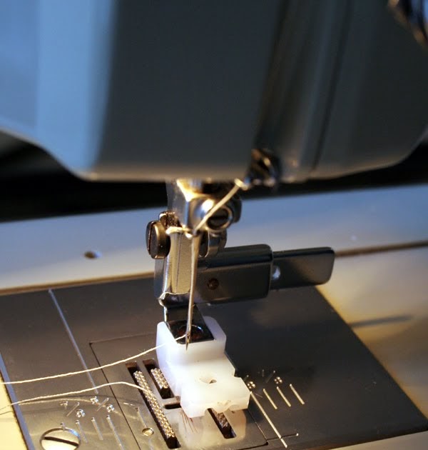 Bromeliad How to install and use a zipper foot Fashion and home