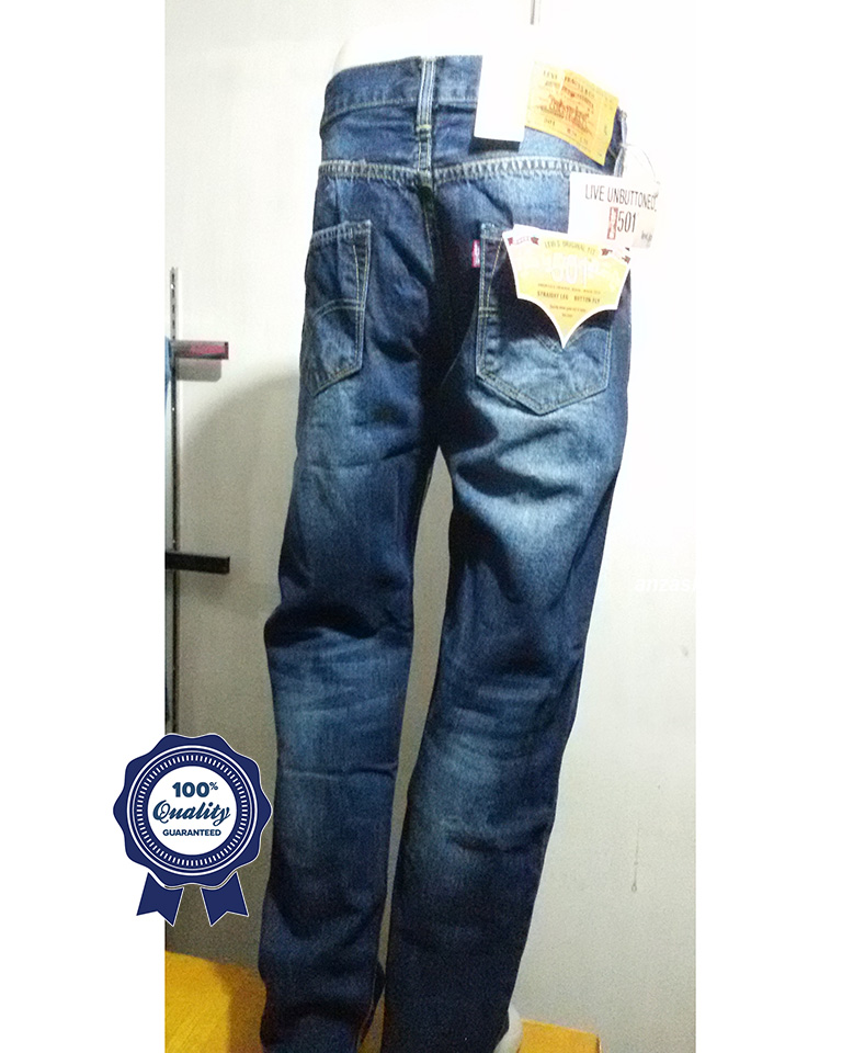 CELANA JEANS LEVIS 501 IMPORT ADA STOCK TAG KULIT TEBAL Dijual oleh Distro Karambie Rp 250.000