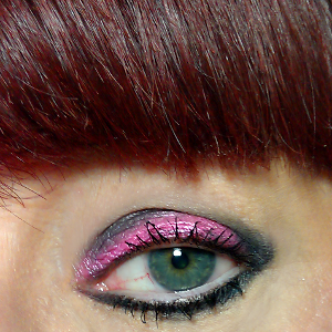 barbie pink eyeshadow