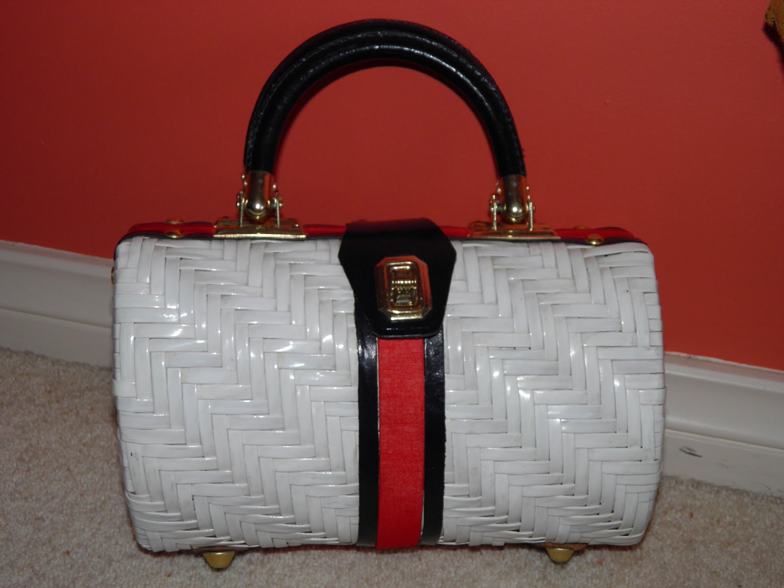 Vintage Musings Of A Modern Pinup My Vintage Purse Collection