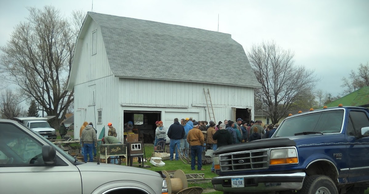 simply iowa A Day...at the Farm Auction.... and more....