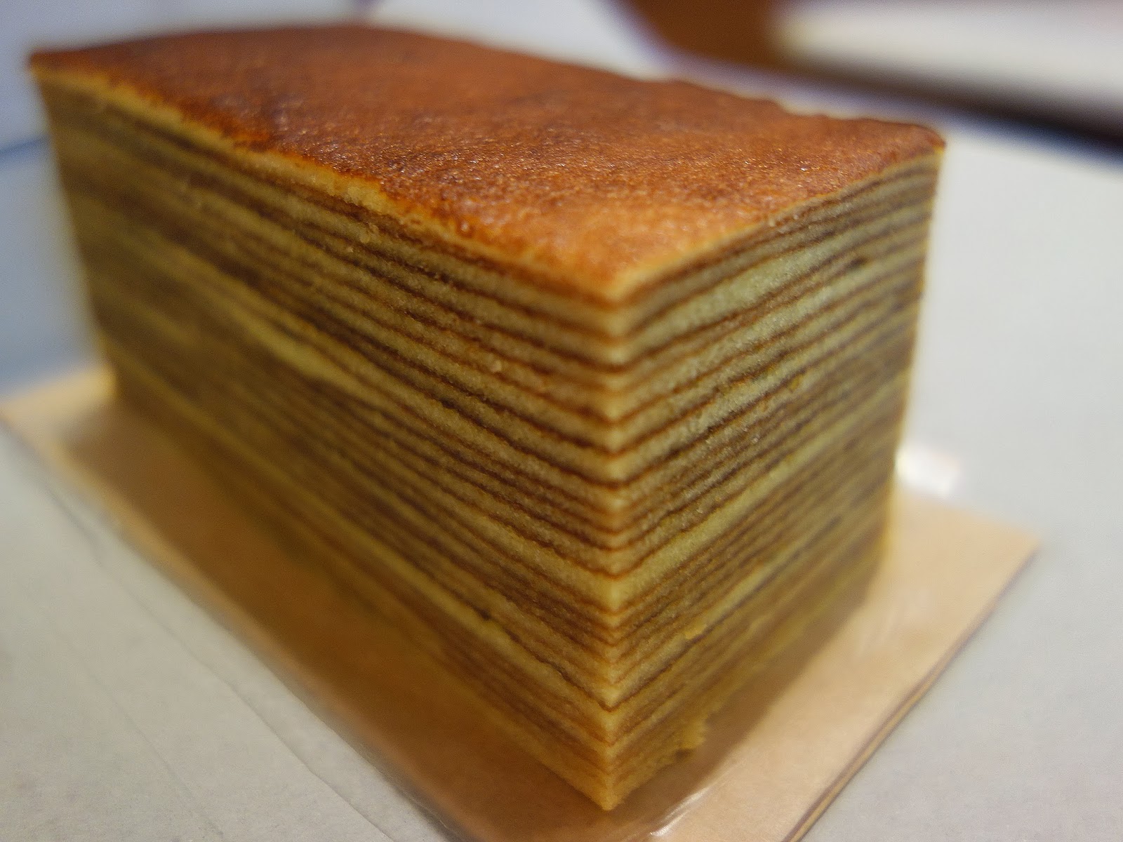 Beautiful layer cakes, painstakingly baked & freshly delivered to your