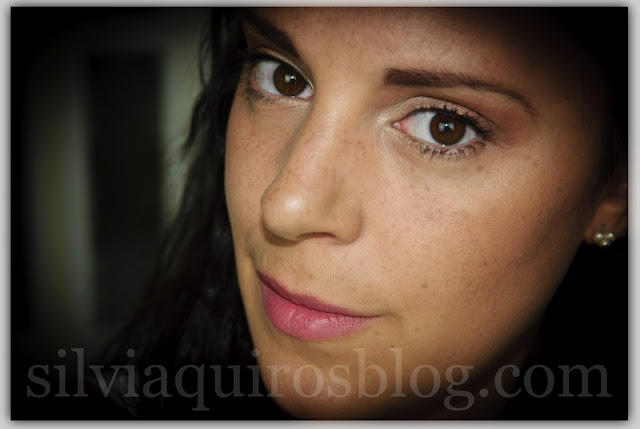 Acentúa y broncea tu rostro como J-Lo accent and bronze like J-Lo Silvia Quiros Acentúa y broncea tu rostro como J-Lo accent and bronze like J-Lo Silvia Quiros