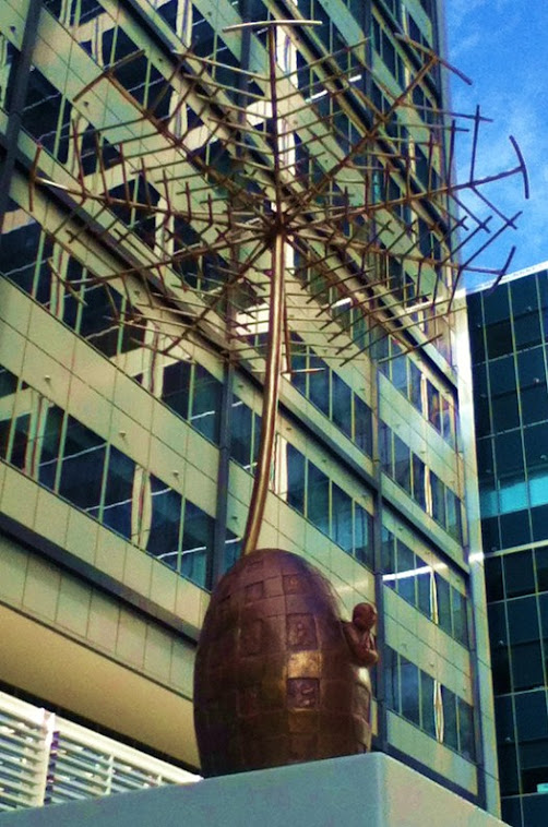 'Aerial' Dynons Plaza Concourse Sculpture by Andrew Kay 2006