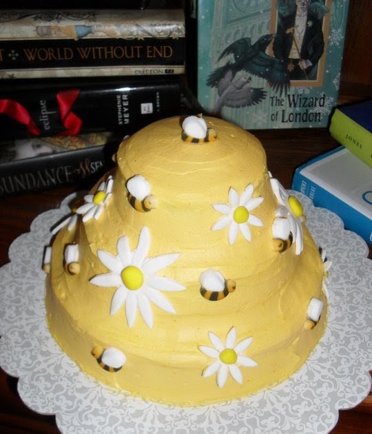 Brandi's Sweets: Bumble Bee Baby Shower Cake