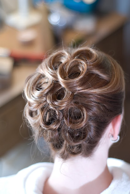 denan oyi short updo hairstyles