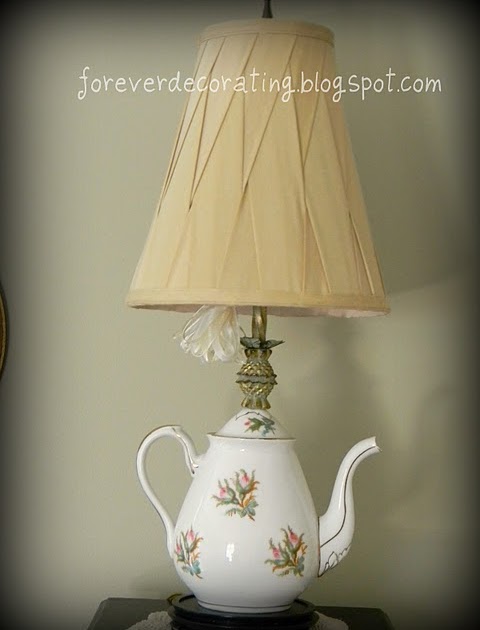 decoro sin decoro: Una lámpara de una tetera