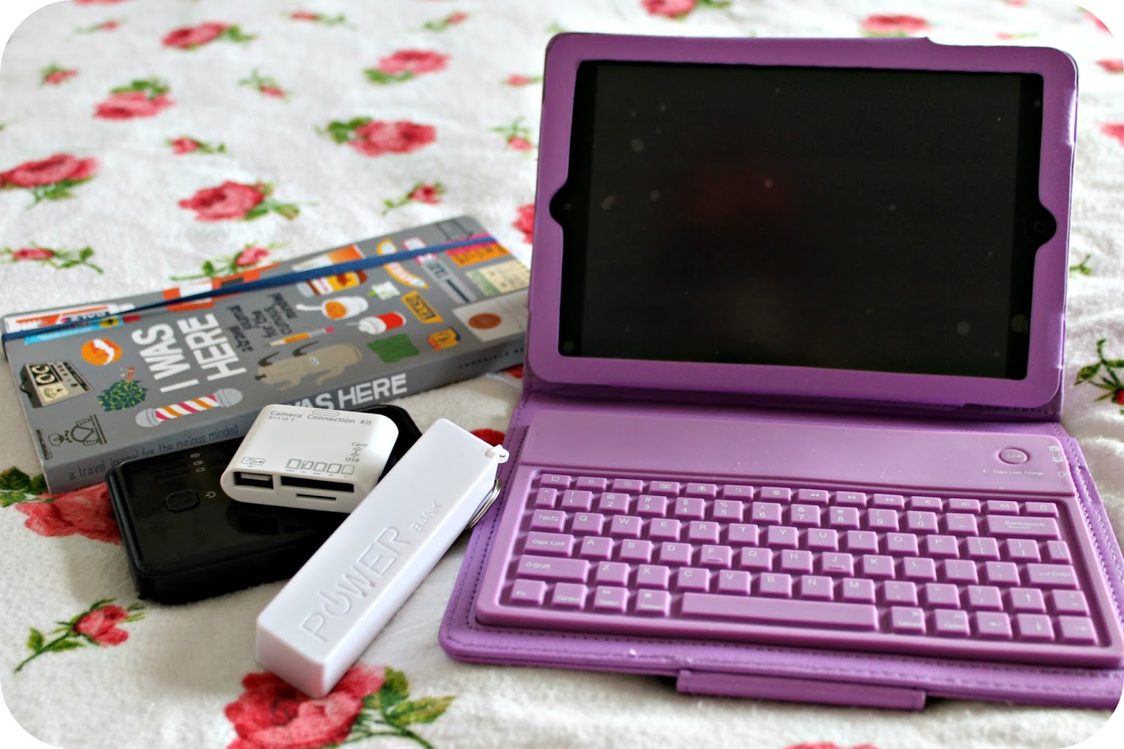 What's in my hand luggage? Coco Travels