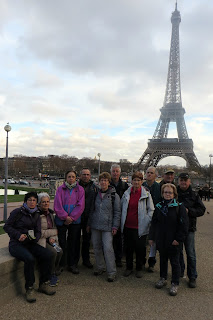 https://picasaweb.google.com/113118814755556677045/RallyeParisTourEiffel03