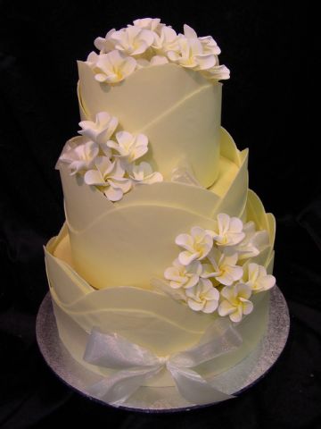 CakeChannel.com - World of Cakes: Triple Wave White ...