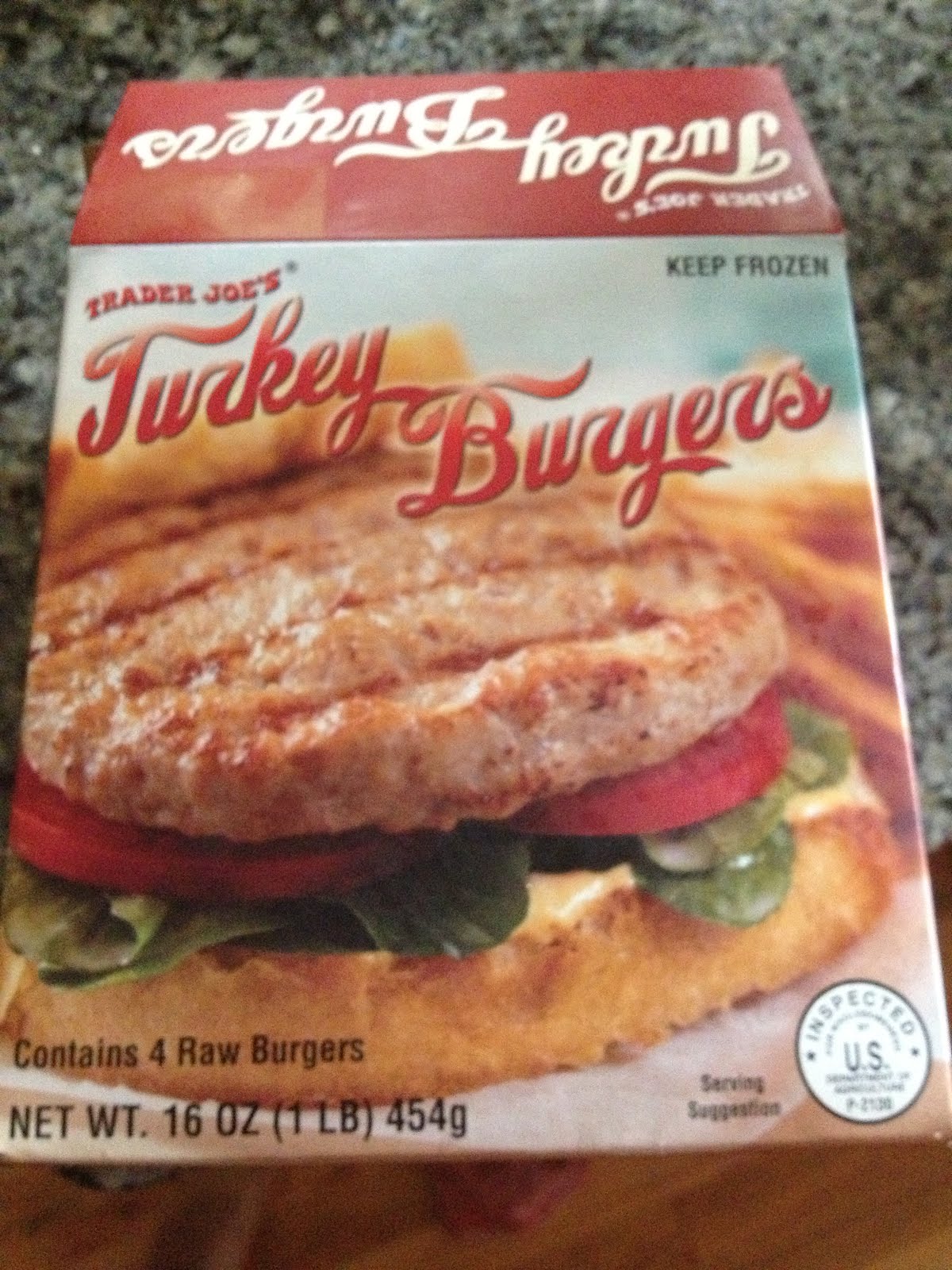 vWright's Reviews Trader Joe's Turkey Burgers!