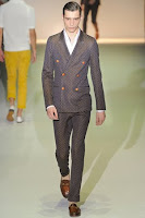 Gucci мъжки котюм с двуредно сако
