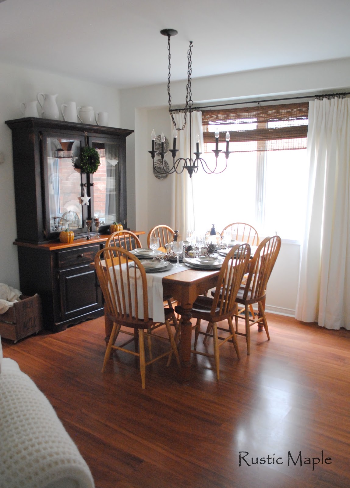 so thats our rustic farmhouse dining room with some simple fall decor our canadian thanksgiving is next weekend but since we host 11 20 on average our