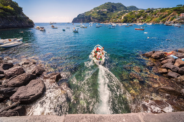 A Currente", Angoli di Ischia, Foto Ischia, Castello Aragonese Ischia, Borgo Antico di Ischia Ponte, Mare di Ischia, Estate a Ischia, I colori di Ischia, Barche di Ischia, Turissti a Ischia,