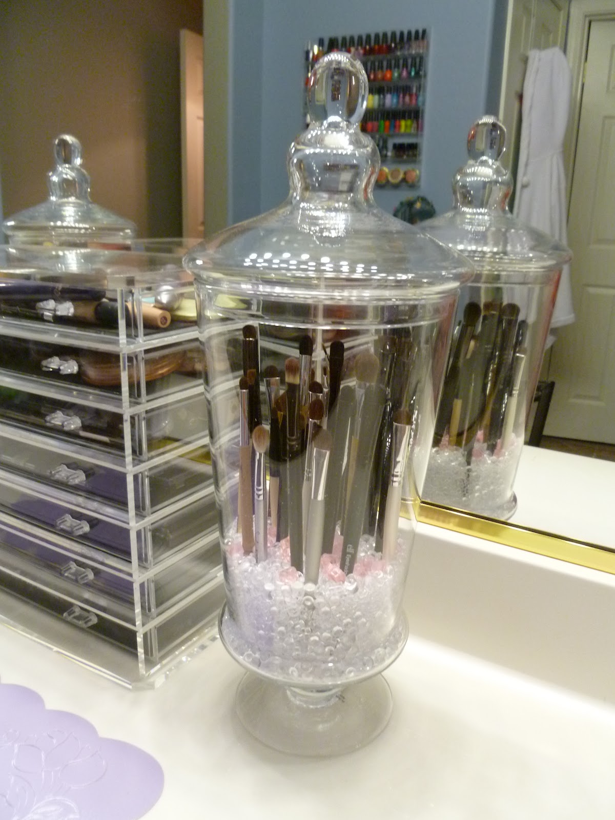 It's a Gandech Life! DUST FREE BRUSHES Makeup Brush Holder Ideas