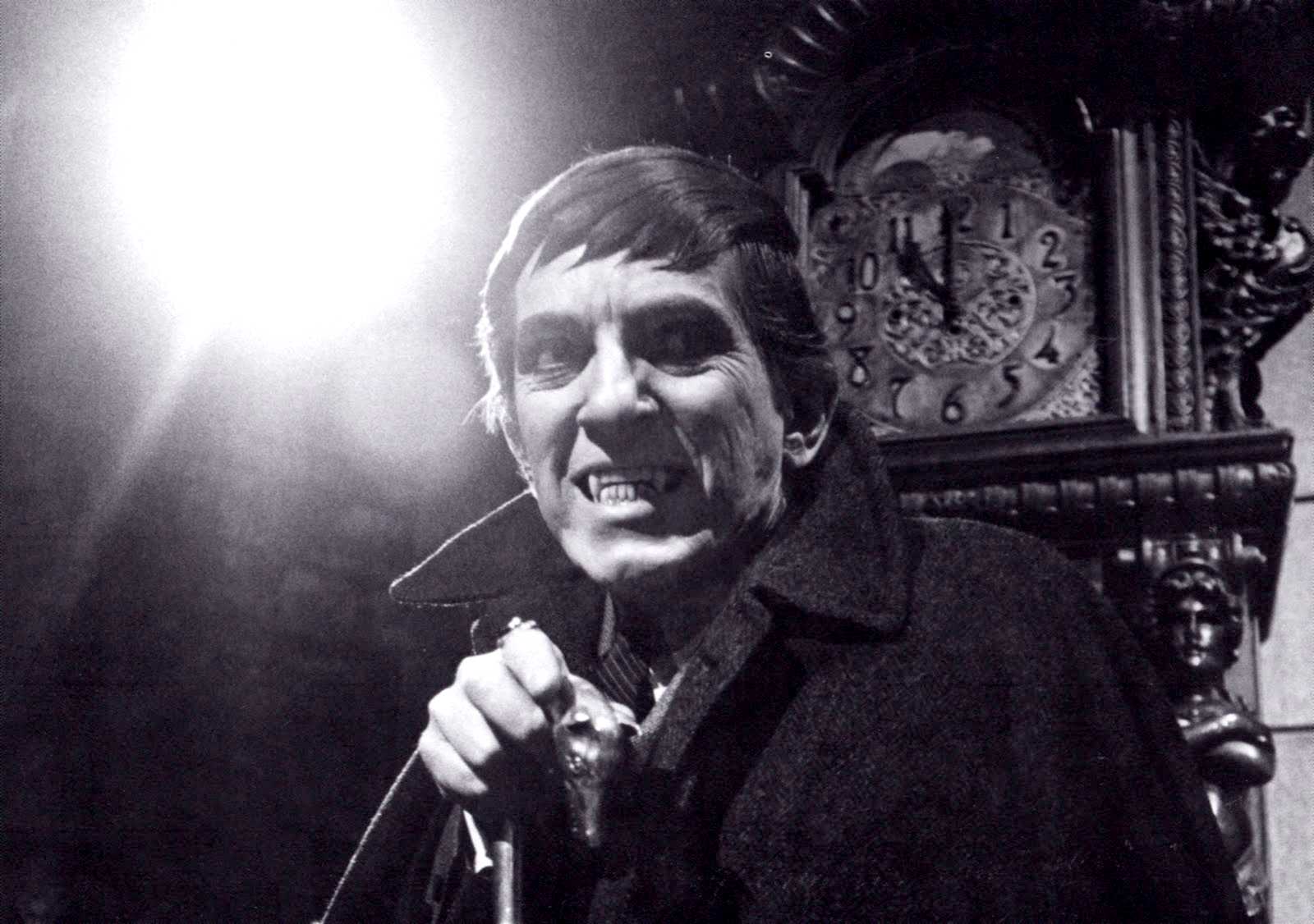 dark shadows dark shadows